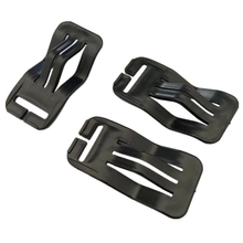 Car seat cushion buckle insert snake-shaped buckle seat cover plastic holder flower plate buckle strip gossip accessories accessories