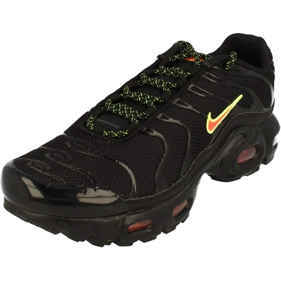 air max plus hyper crimson