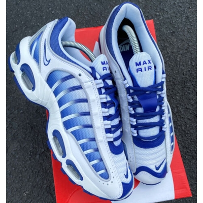 white and blue tailwinds