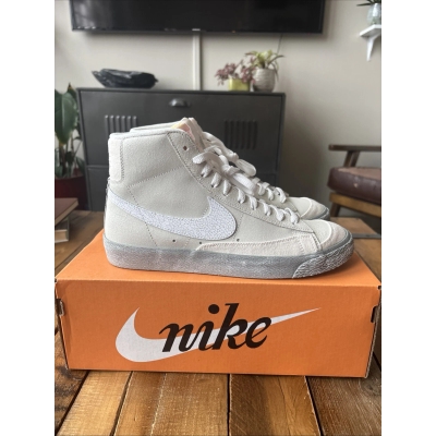 nike blazers mid 77 size 8