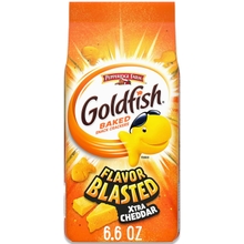 Goldfish Flavor Blasted Xtra Cheddar Cheese Crackers, Baked Snack Crackers, 6.6 oz Bag
